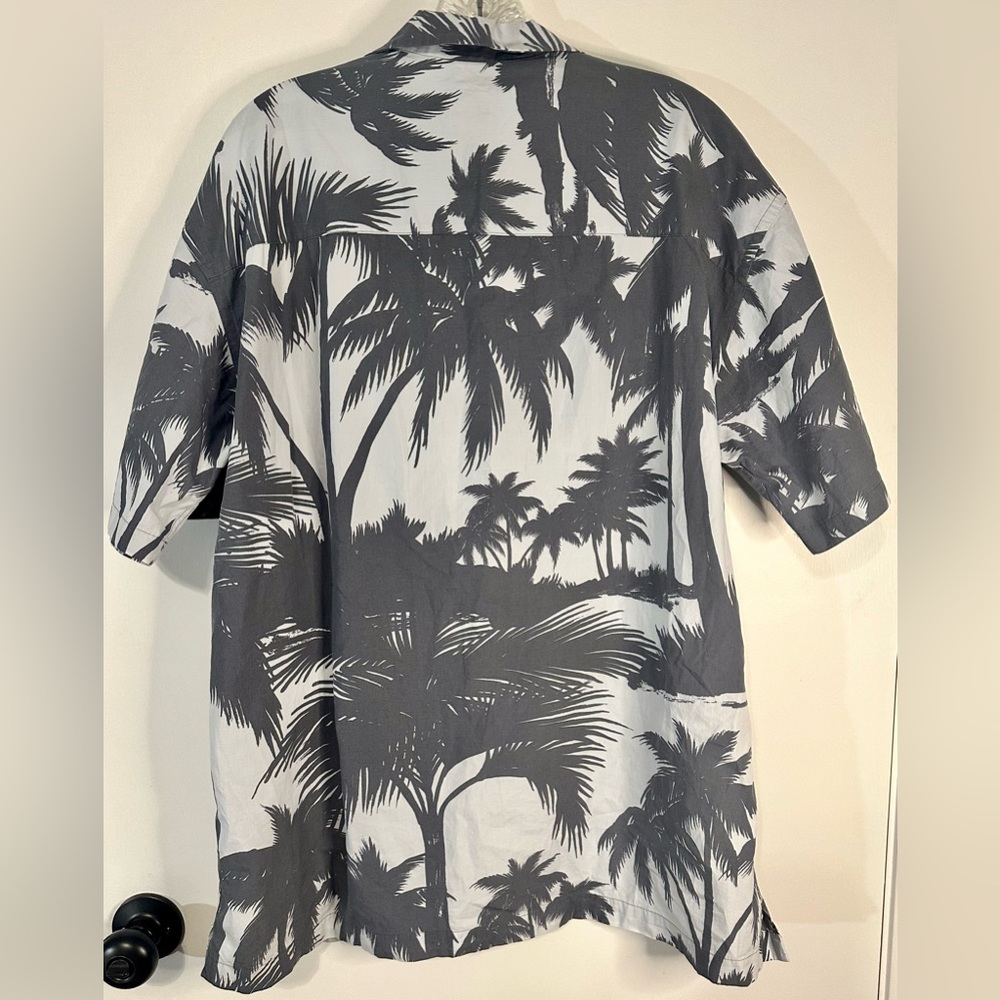 ZARA Gray And White Palm Leaves Hawaiian Style Button Up Short sleeve Shirt L - Picture 2 of 14